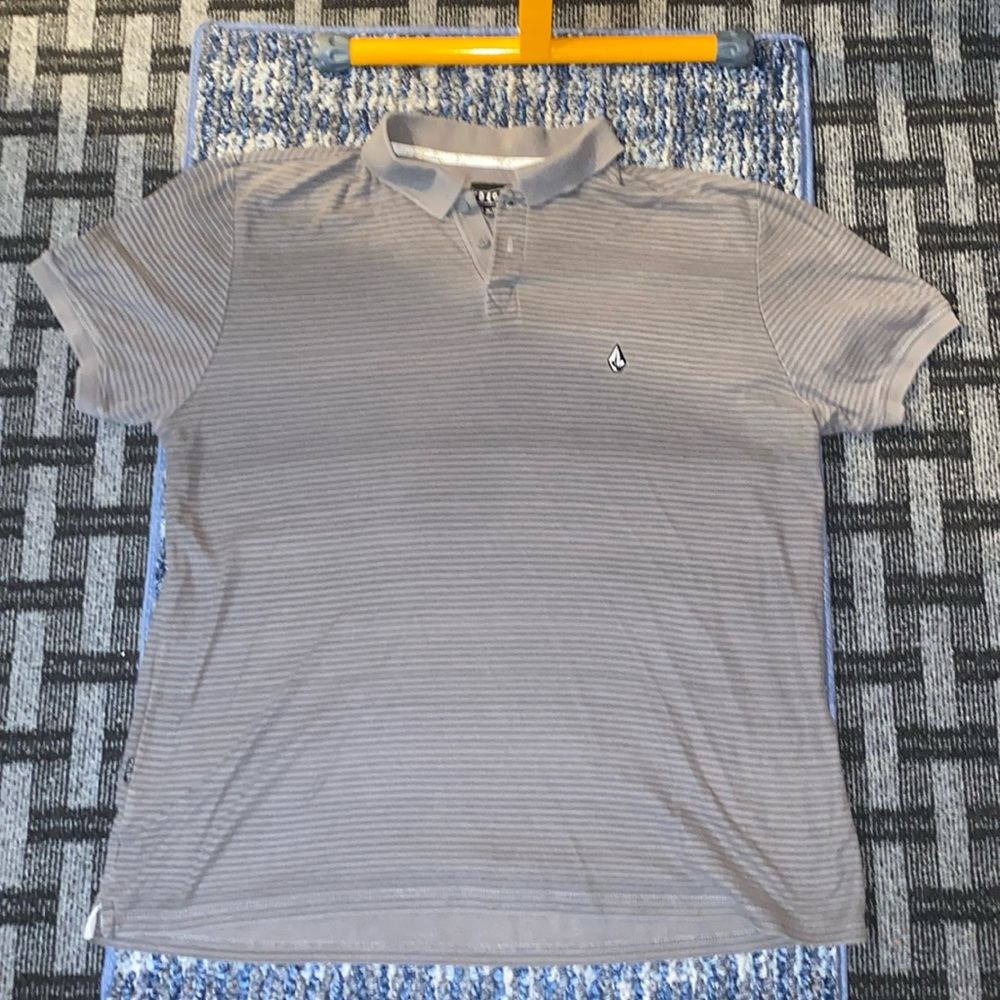 Volcom gray extra large polo